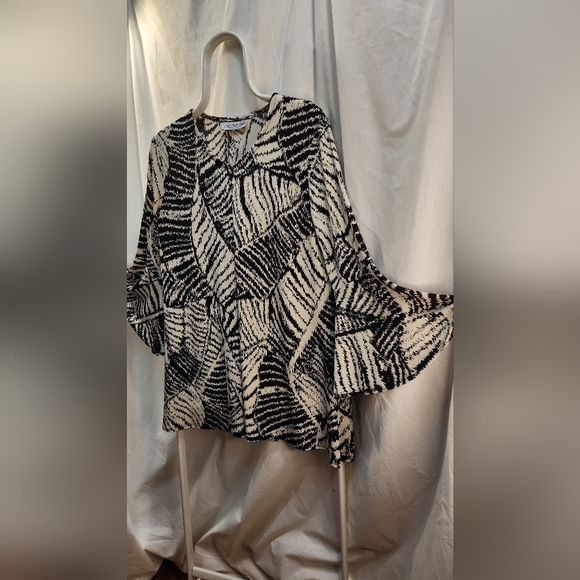 SOLE DIONE STUDIO - Picture 1 of 7